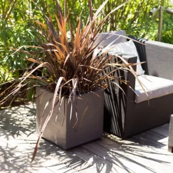 Pflanztrog 'Volcania Dado', Anthrazit, L 39,5 X B 39,5 X H 43,5 Cm -Gartengeschäft 3230101084 Pflanztrog Volcania Dado anthrazit 39x39xH43cm 31Ltr7 75427